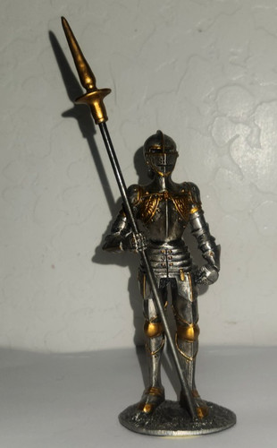 Medieval knight 4 - , 4-1/4"