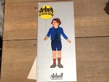 PUBLICITÉ MAGASIN EN CARTON