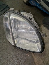 Mercedes-Benz SLK R170 Phare