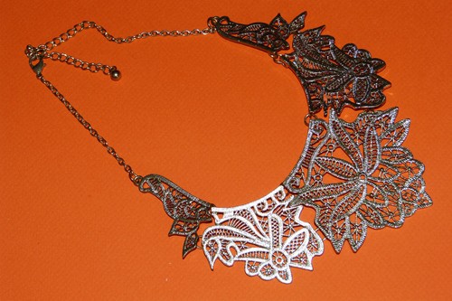 Collier fantaisie tout - collier,