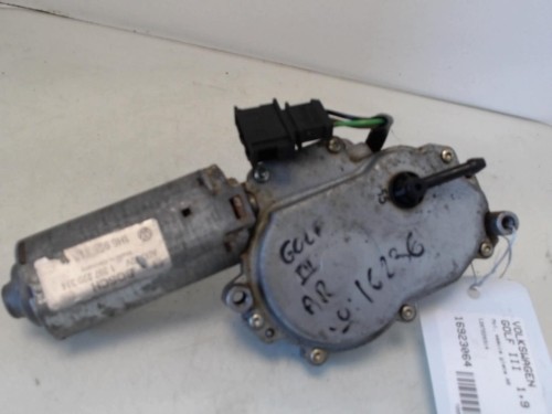 Moteur essuie glace arriere