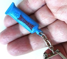 Ancien porte cle tube