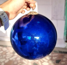 Ancien ornement boule de Noël