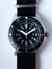 Montre de plongée militaire