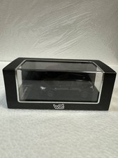 Mini voiture noire neuve Lexus