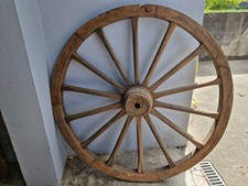 Grande roue de charrette