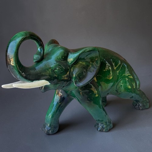 Grand éléphant vintage