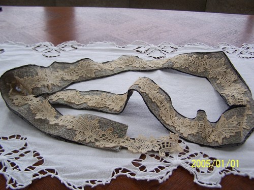 Dentelle xixème très - dentelle,