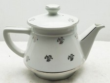 Théière en Porcelaine de Limoges Aluminite Frugier. Hauteur 16 cm. Parfait état
