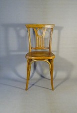 Chaise Kohn N° 217 vers 1910, Bois-Courbé bistrot, assise bois. No Thonet