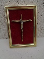 jesus christ sur Cadre Doré Velours Crucifix