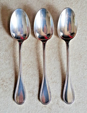 Lot de 3 cuillères à dessert Christofle en métal argenté modèle « perles »