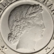 Anonyme — médaillon