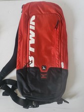 B'TWIN Sac à dos rouge 3 poches 2 + 6 litres Vioo clip