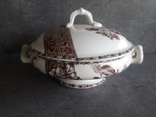 Soupière ancienne E