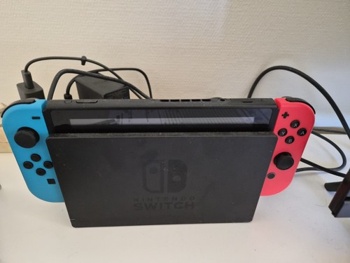 Nintendo switch console - nintendo,
