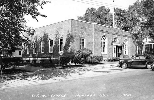 Portage wisconsin post office - portage,