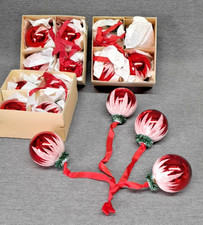 Anciennes boules de Noël  creuses en verre 4 guirlandes de 4 boules