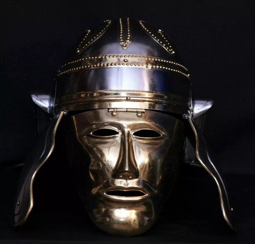 Ancien casque romain