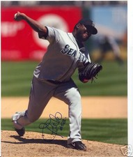 EMILIANO FRUTO SEATTLE MARINERS SIGNED 8X10 PHOTO W/COA