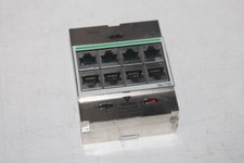 SCHNEIDER / MERLIN GERIN .. REPARTITEUR TELEPHONIQUE 2x 4 RJ45 ..Réf: TELE T100