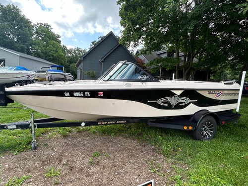 2001 correct craft - correct,