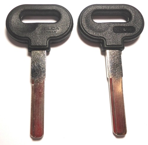Pair1986 1998 saab - 1998,