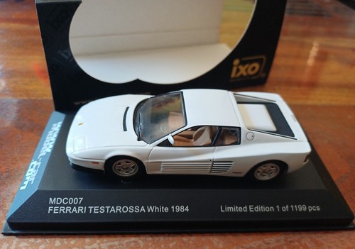 Ferrari testarossa white ixo - testarossa,