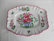 ANCIEN PLAT AU COQ EN FAIENCE