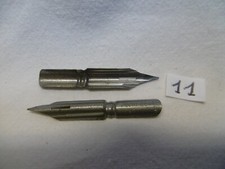 4 plumes d'écriture à