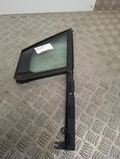 Custode avant gauche - , (porte)