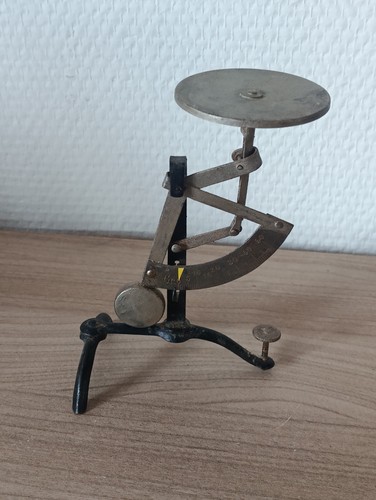 Balance pèse lettres ancienne - lettres,