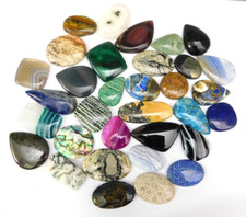 LOT EN GROS DE 250 CRT CABOCHON MÉLANGE DE PIERRES PRÉCIEUSES SEMI PRÉCIEUSES...