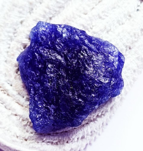 Gemme tańzanite bleue - gemme,