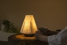 Lampe de table Akari Monyo en