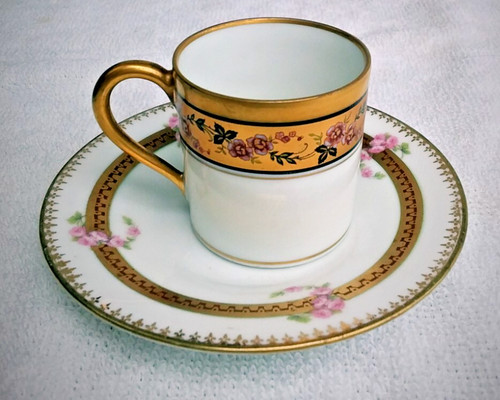 Ancienne tasse soucoupe en - tasse,