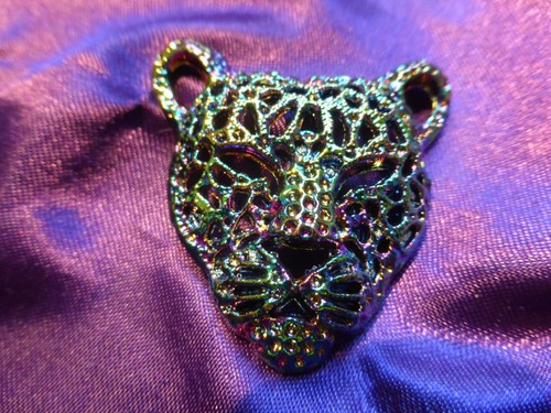 Pendentif panthère laiton - pendentif, en