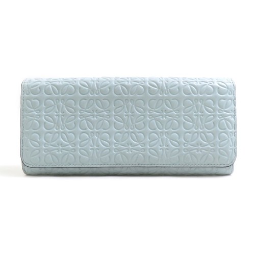 Auth loewe anagram - auth,