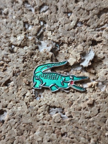 Pin lacoste luxe tennis - pin's,