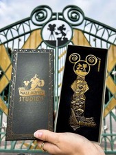 CLEF DISNEYLAND PARIS WALT