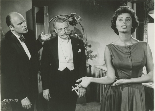 Houseboat sophia loren - sophia,