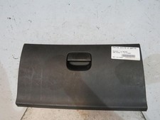 Porte boite a gants PEUGEOT 308 1 PHASE 1 8226LE