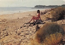 CPA THEME FEMME NU / FEMME EUROPEENNE / LE PALMYRE / FEMME SEINS NUS