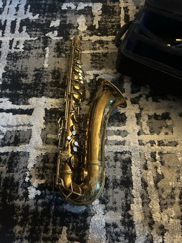 Conn 10m 1937 naked - 10m, lady