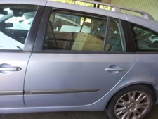 Barres de toit RENAULT LAGUNA 2 PHASE 1 BREAK 7701410599