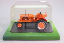 LK459 UH HACHETTE Tracteur