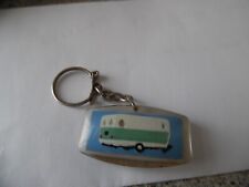 1 porte clés automobile caravane caravelair  Paris Sud  Massy ( bande verte )