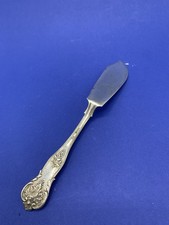 Couteau à poisson en argent massif 950 – décor vignes et raisins – poinçons lion