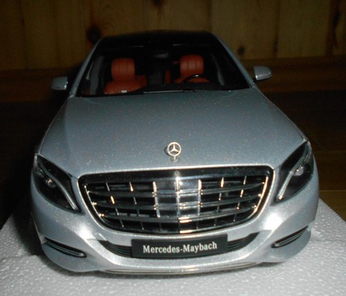 Autoart mercedes maybach - autoart, 1/18