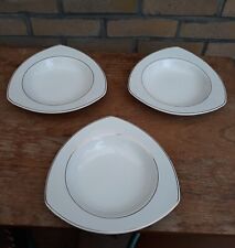 Lot 3 Assiettes creuses Triangulaires Ligne Hôtesse Blanche TRII  Vintage